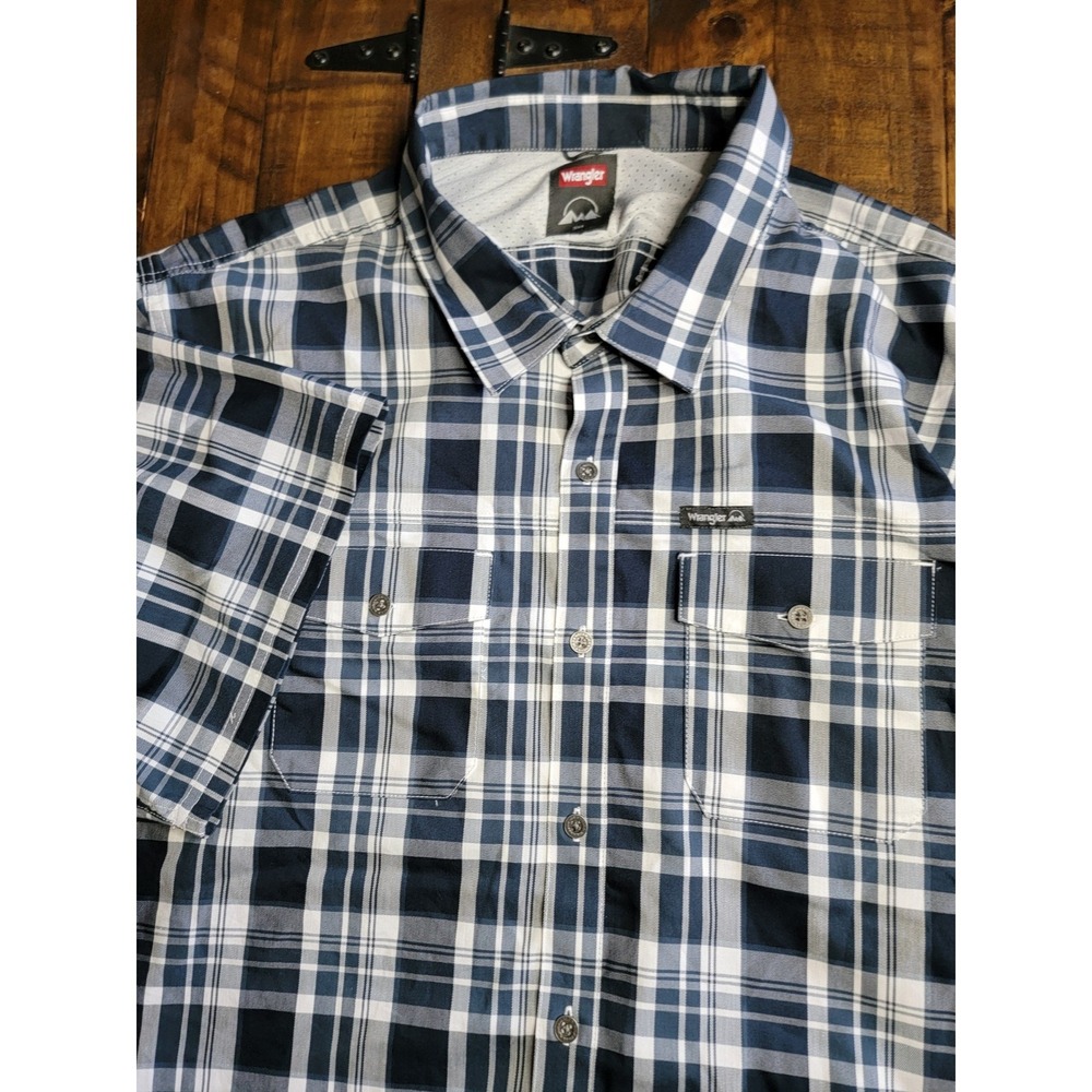 Wrangler Outdoor Shirt Mens 3XL Navy Blue Plaid Short Sleeve Excellent Stretch